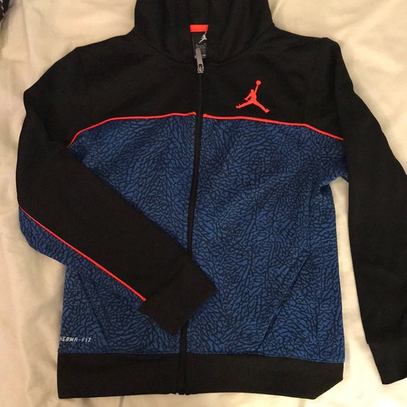Boys Nike Therma-Fit Hoodie - Size Medium - Picture 1 of 4